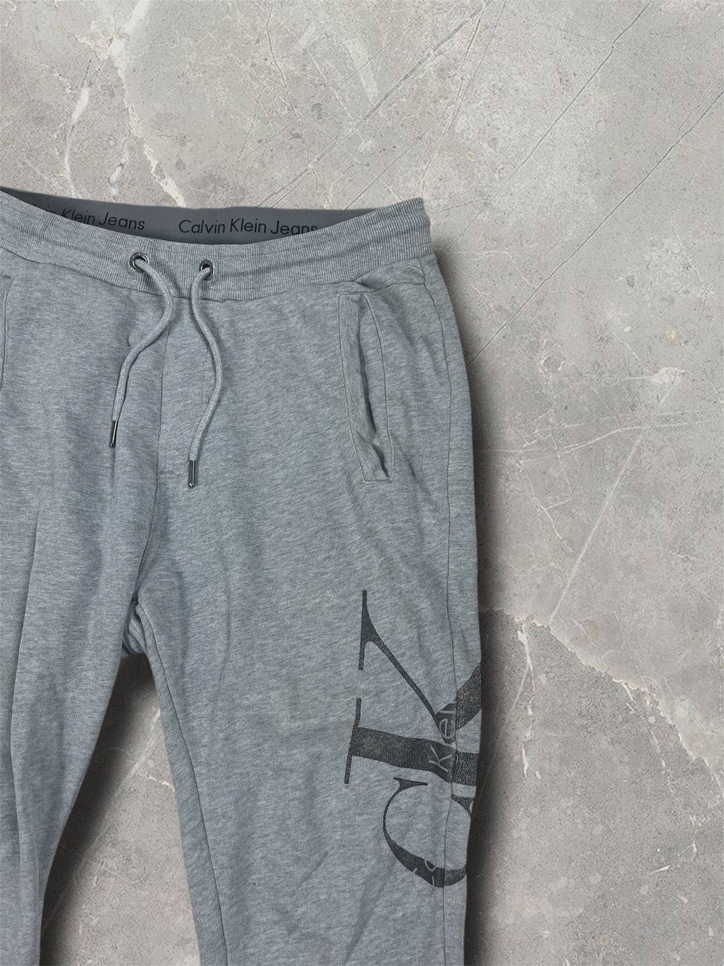 Calvin Klein Jogger (M/L)